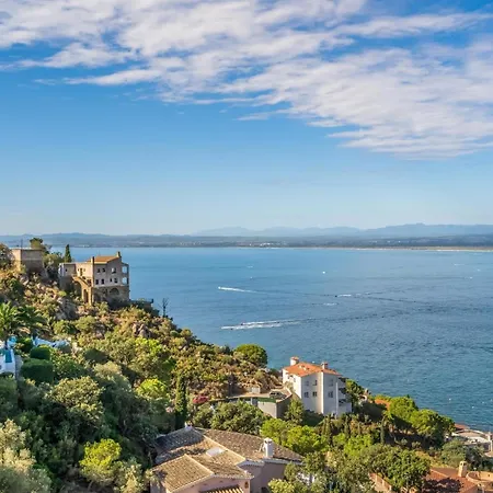 Mit Privatpool Fuer 8 Personen Ca 250 Qm In Roses, Costa Brava Golf De Holiday home Roses