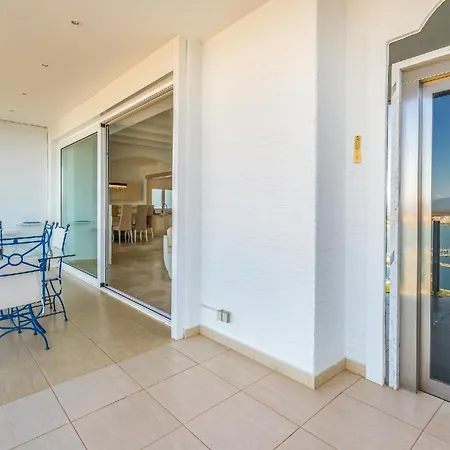 Holiday home Mit Privatpool Fuer 8 Personen Ca 250 Qm In Roses, Costa Brava Golf De *